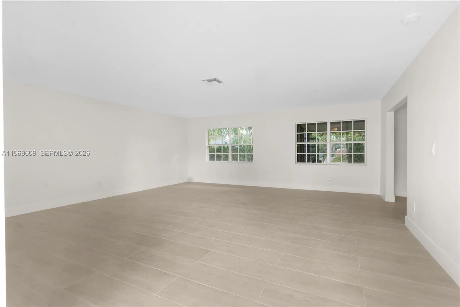 9912 SW 196th St, Cutler Bay FL 33157