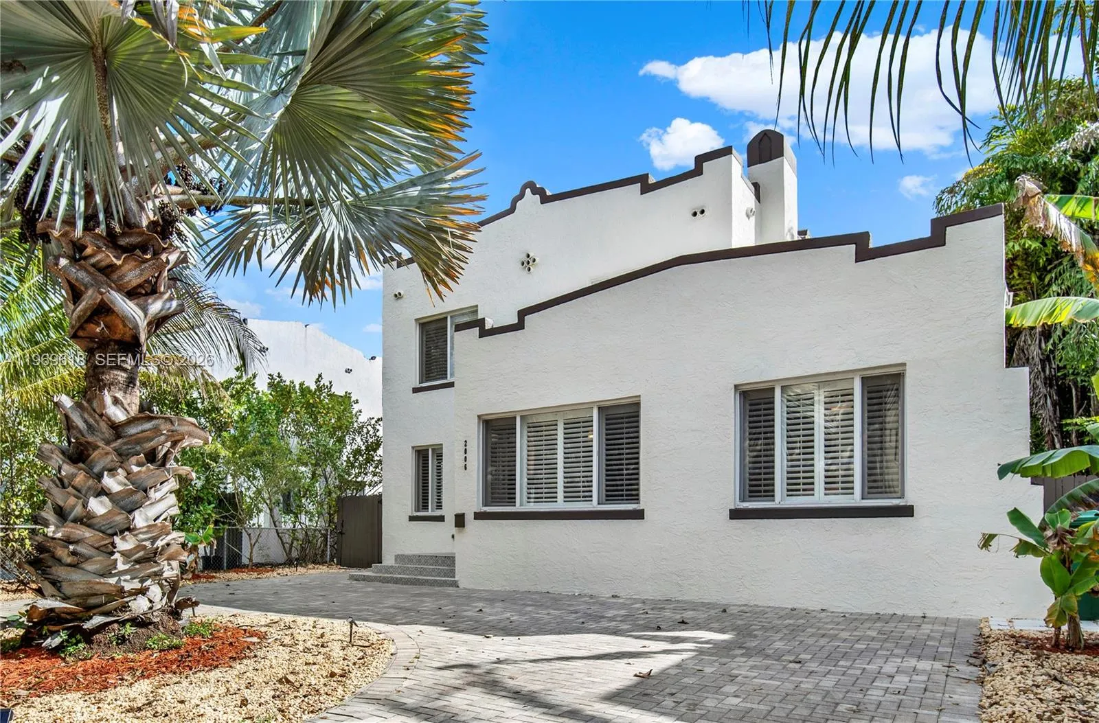 2006 SW 12th St, Miami FL 33135