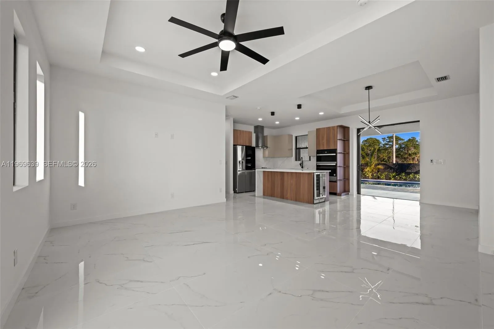 1621 NW 23rd Ter, Cape Coral FL 33993