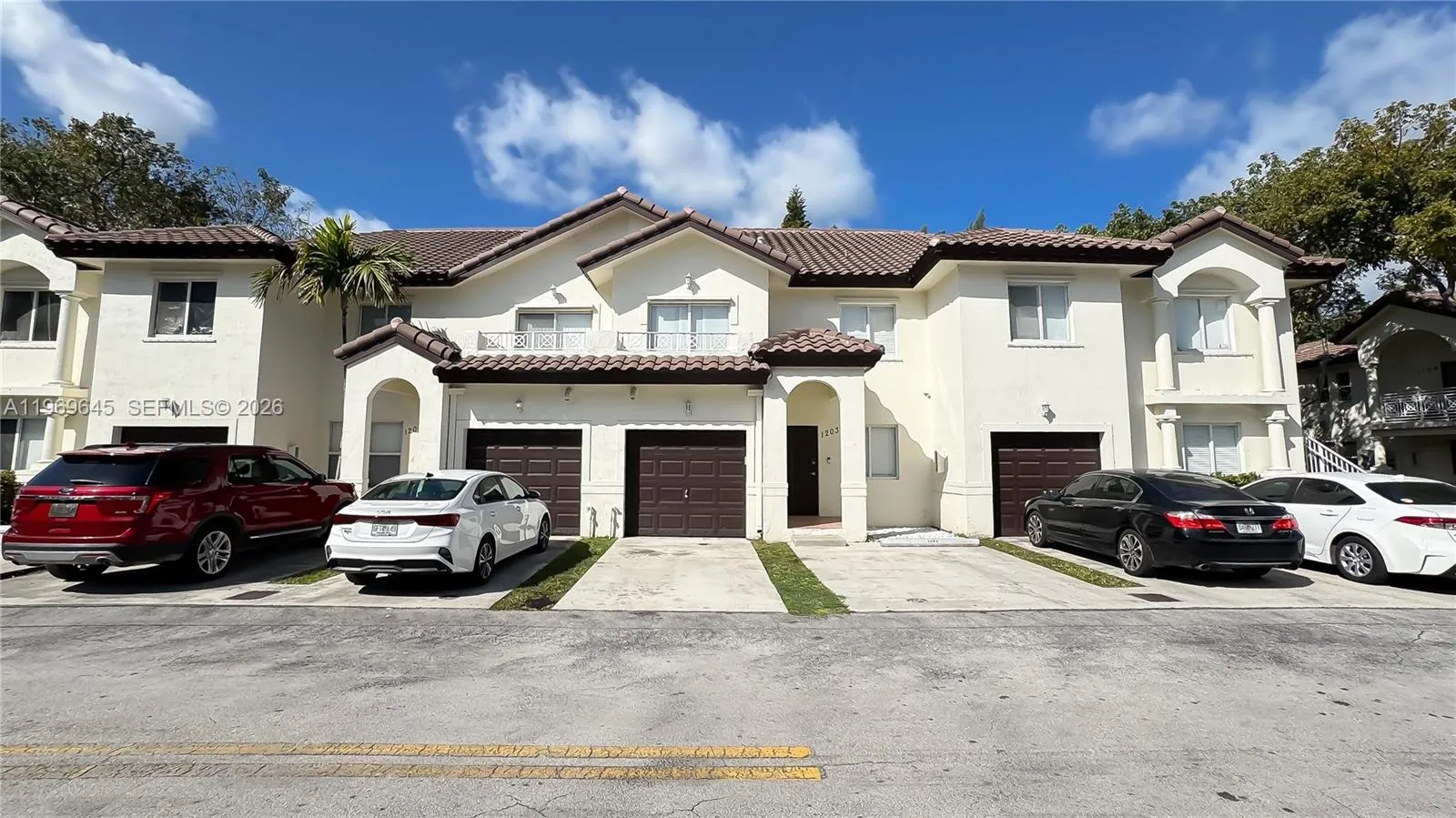 8902 NW 109th Ct # 1203, Doral FL 33178
