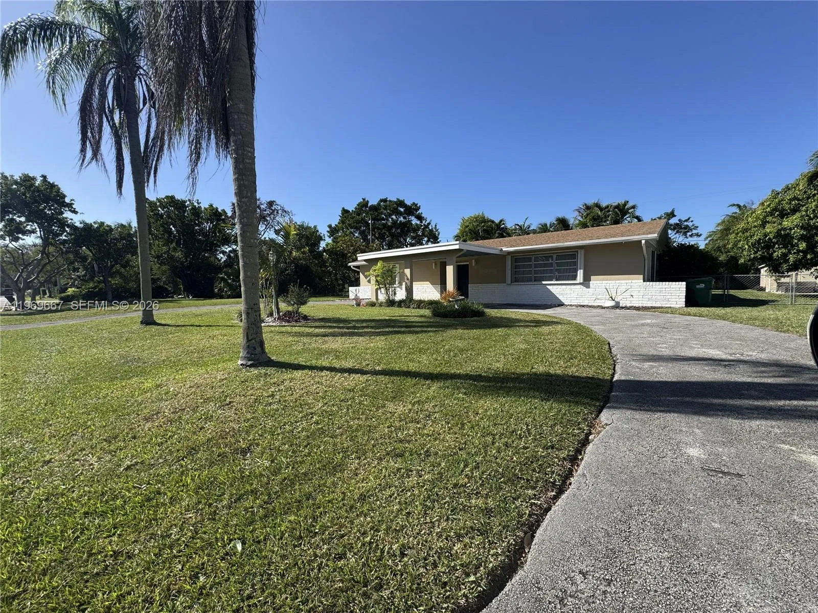 19520 SW 128th Ave, Miami FL 33177