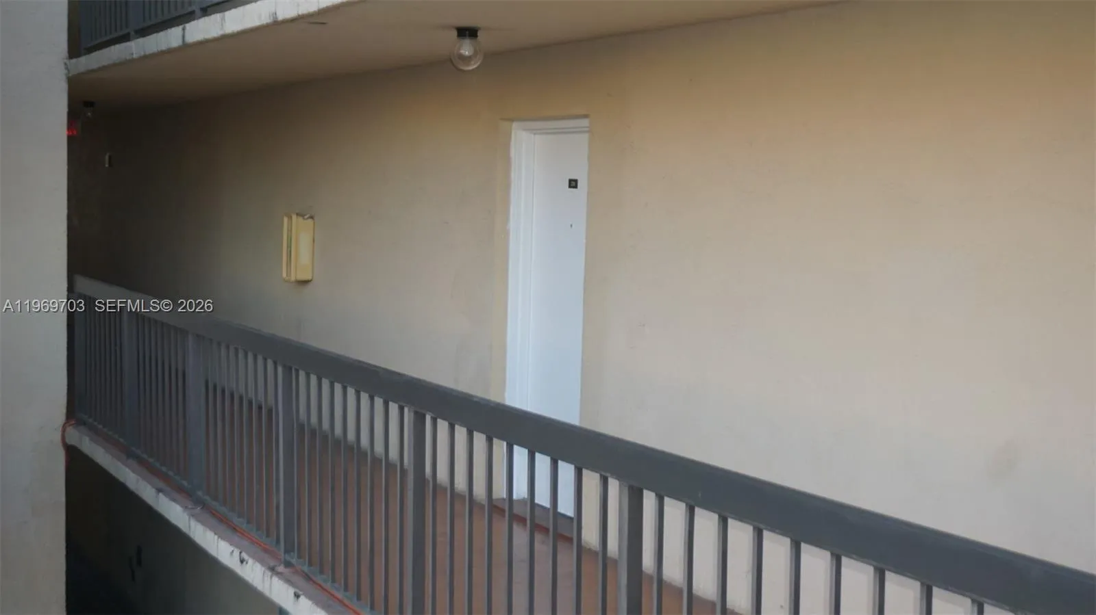 995 SW 84th Ave # 218, Miami FL 33144