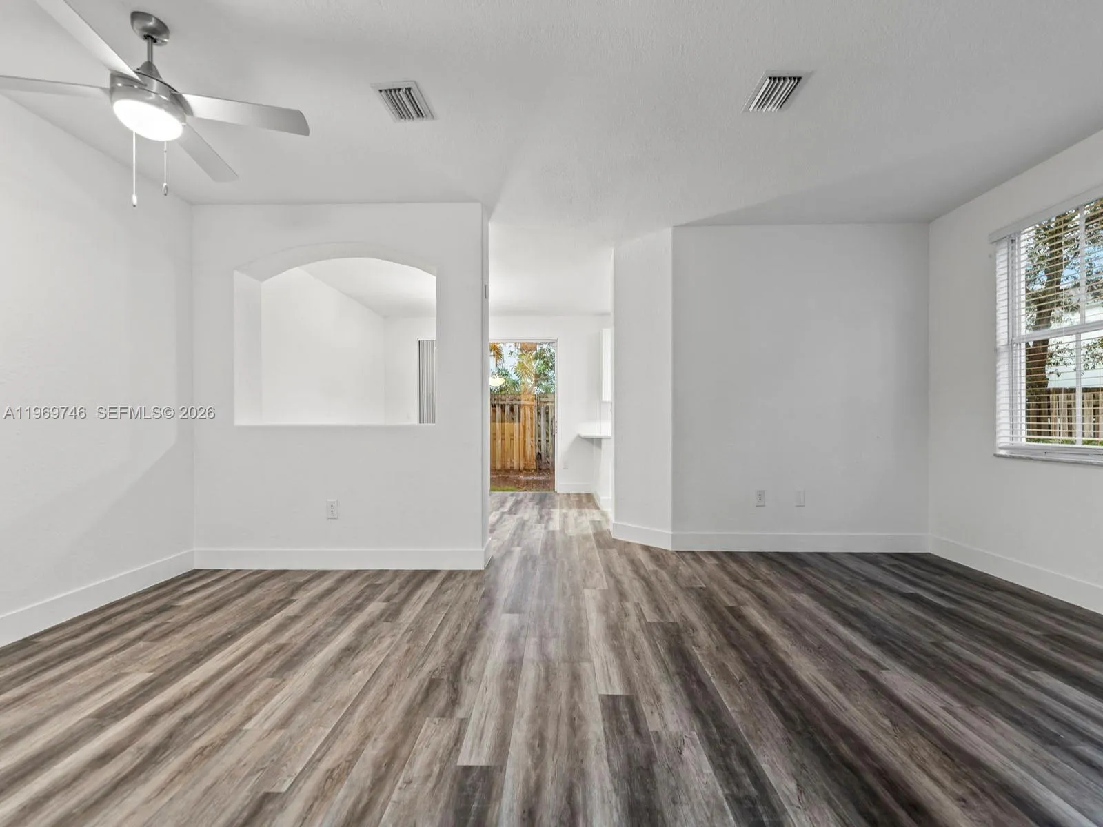 1399 SE 26th Ave, Homestead FL 33035