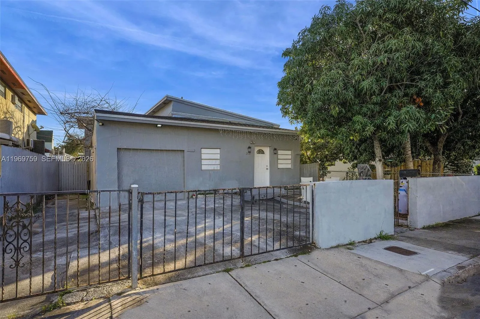 4 bedroom 3 bath for sale at 2104 NW 1St Ter, Miami FL 33125