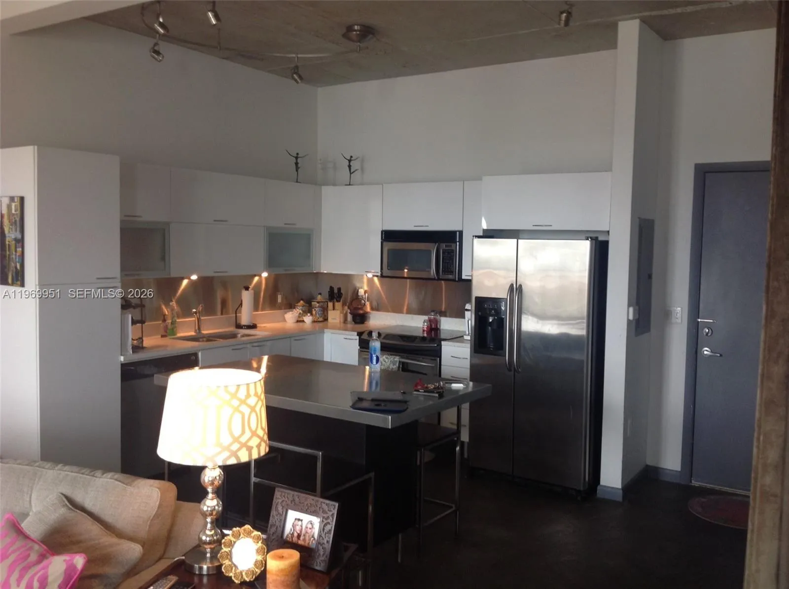 234 NE 3rd St, Miami FL 33132