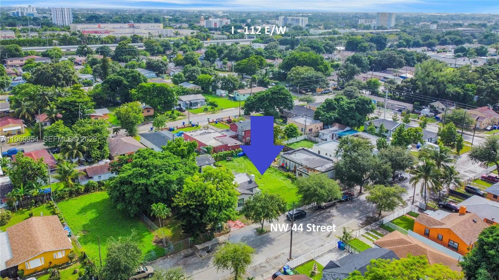 1762 NW 44th St, Miami FL 33142