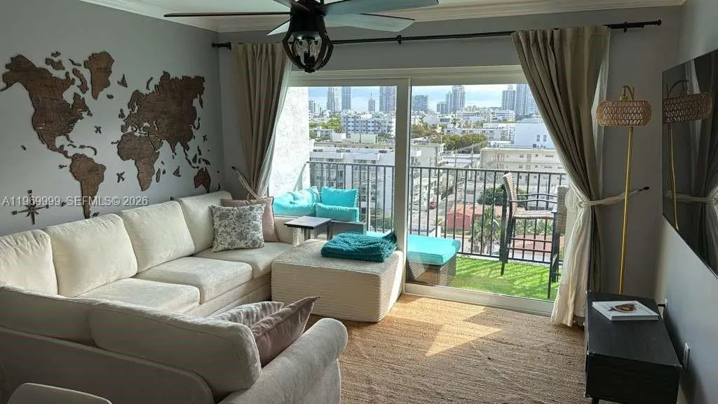 1 bedroom 1 bath for sale at 1345 West Ave # 903, Miami Beach FL 33139