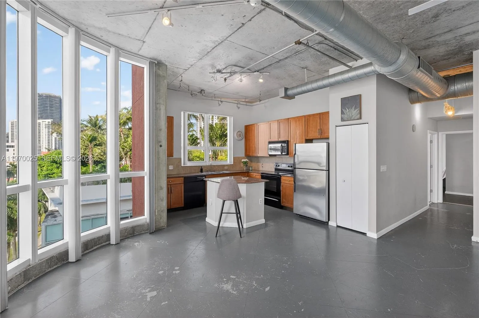 2 bedroom 2 bath for sale at 2001 Biscayne Blvd # 2612, Miami FL 33137