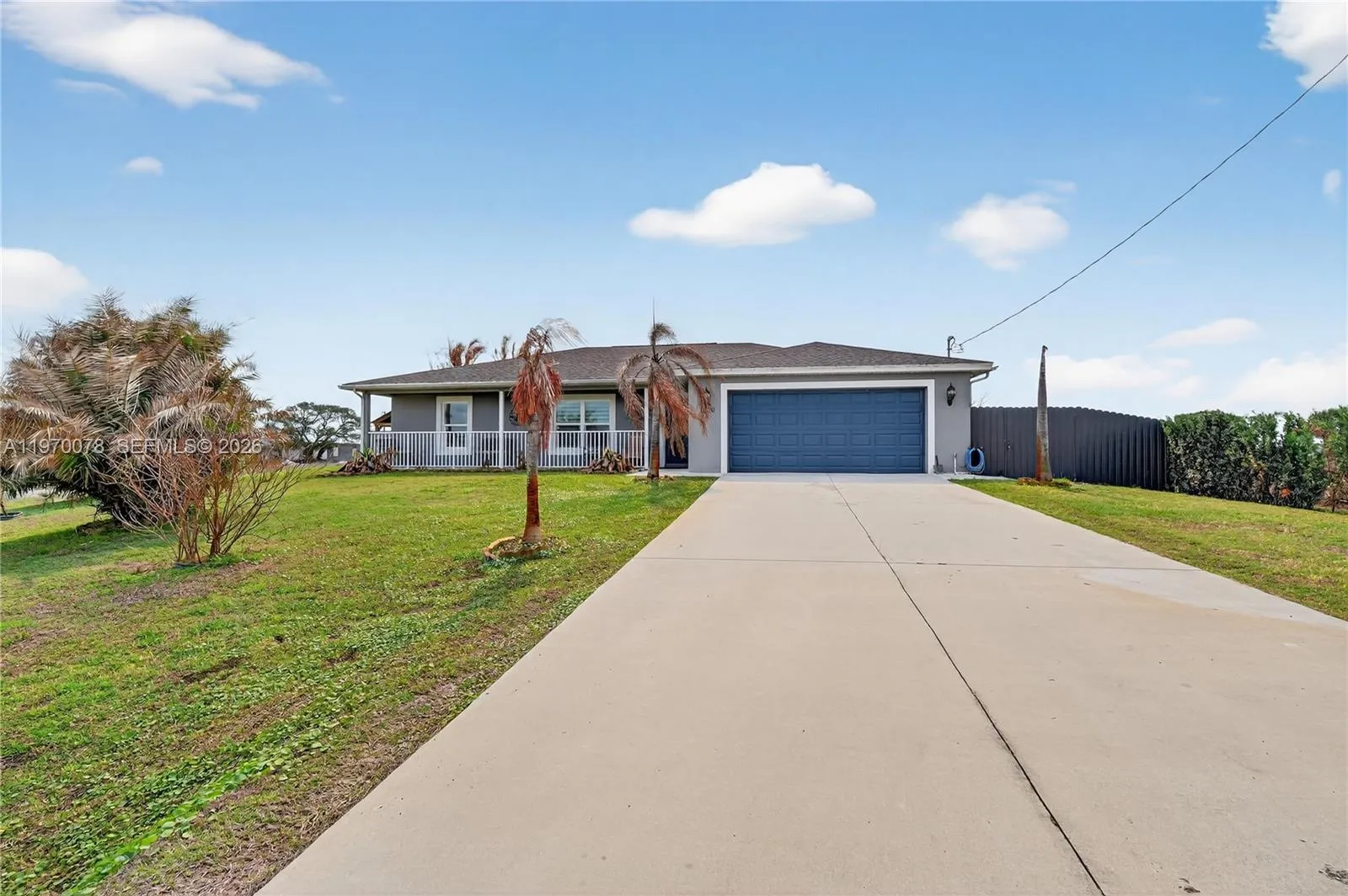 3 bedroom 2 bath Residential for sale at 1220 Moore Run, La Belle FL 33935