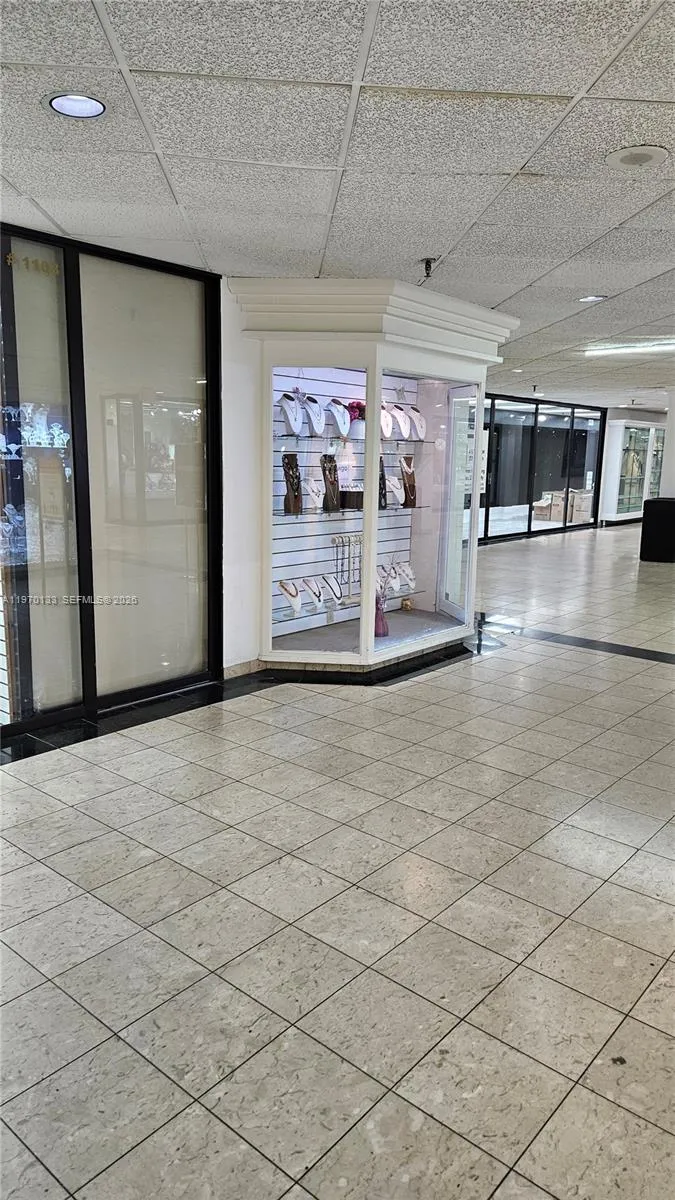 777 NW 72nd Ave # 1109, Miami FL 33126