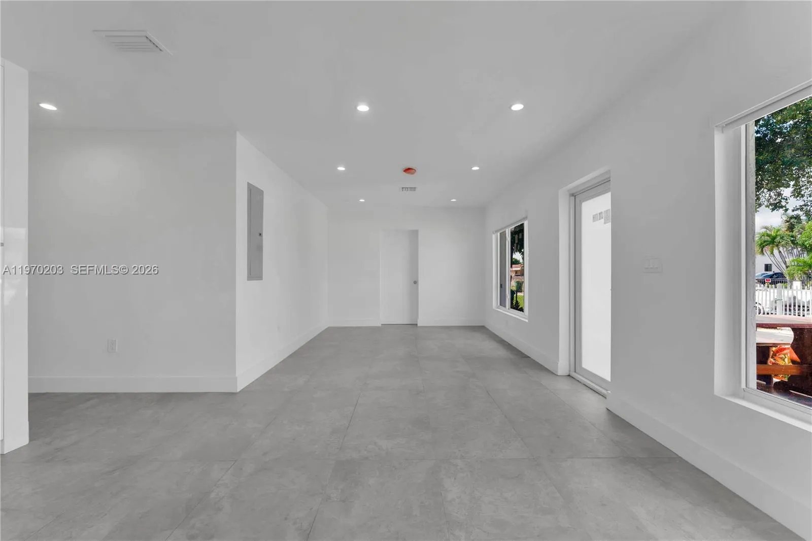 521 NW 33rd Ave, Miami FL 33125