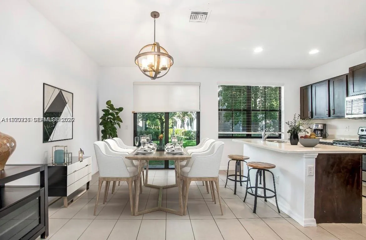 3 bedroom 2 bath for sale at 3327 NW 10th Ave, Pompano Beach FL 33064