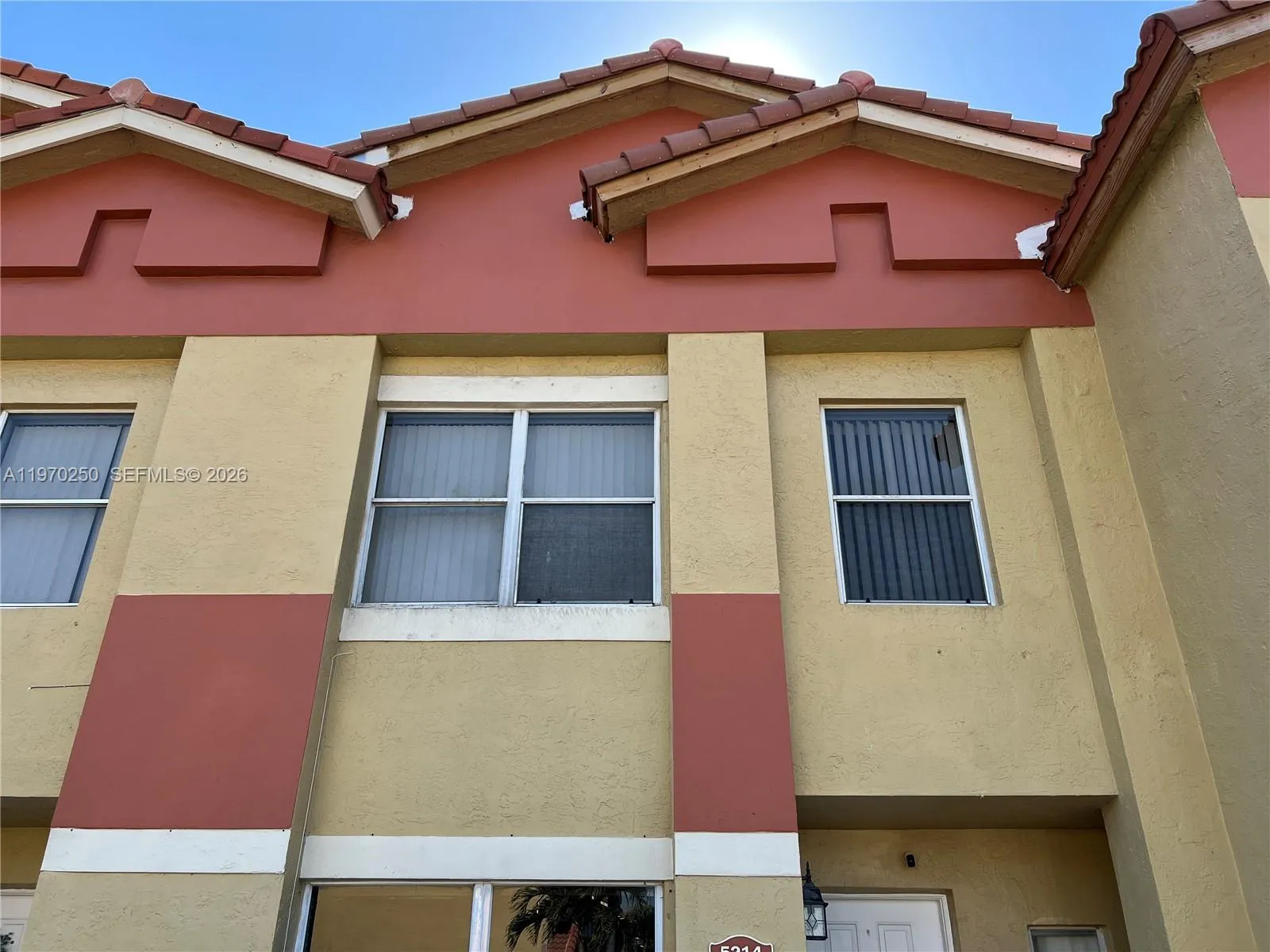 5214 NW 190th St, Miami Gardens FL 33055