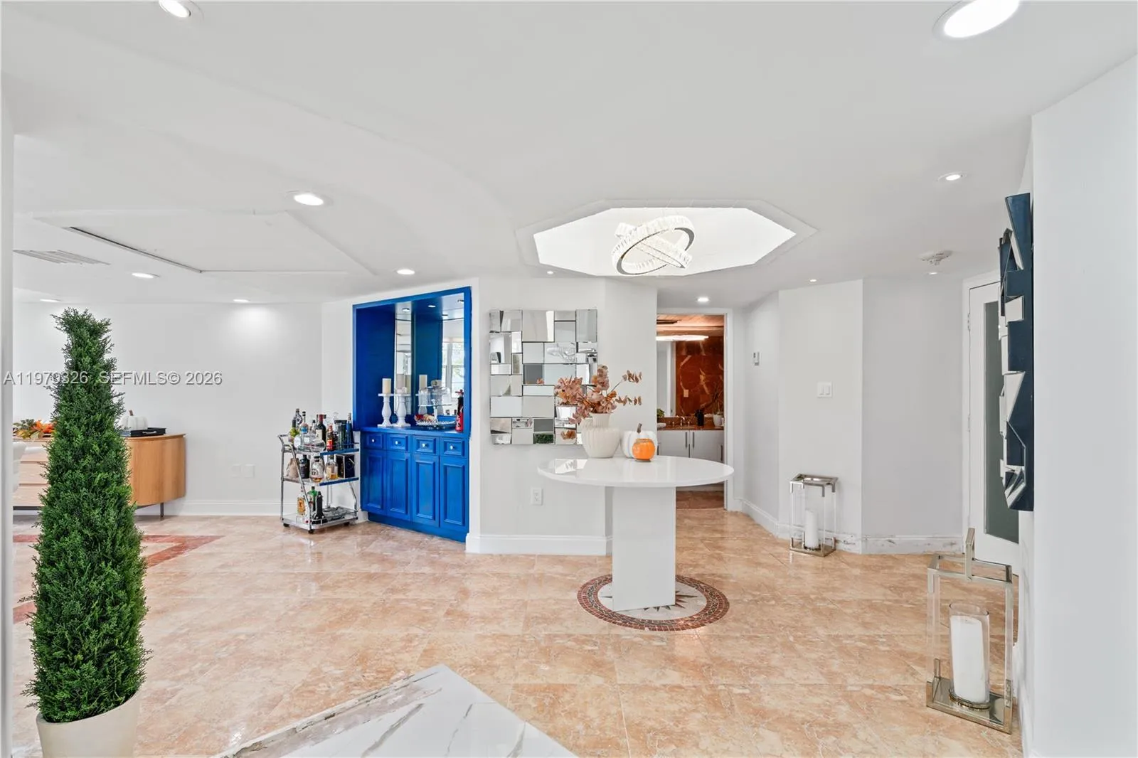905 Brickell Bay Dr # 230, Miami FL 33131