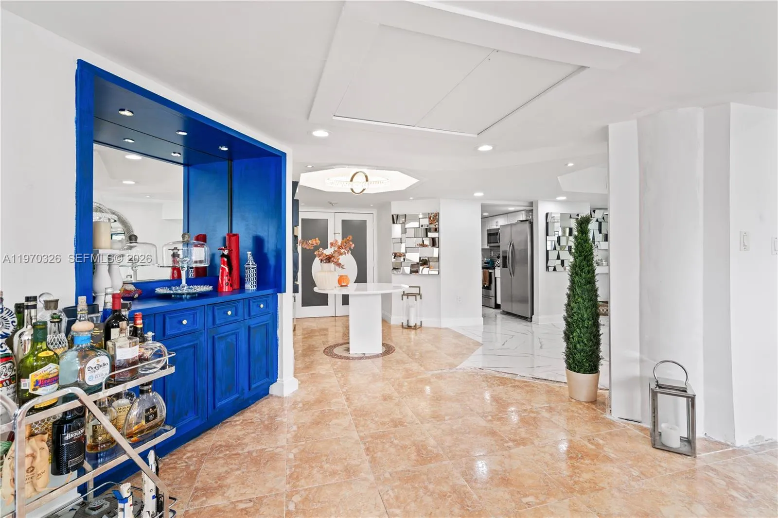 905 Brickell Bay Dr # 230, Miami FL 33131