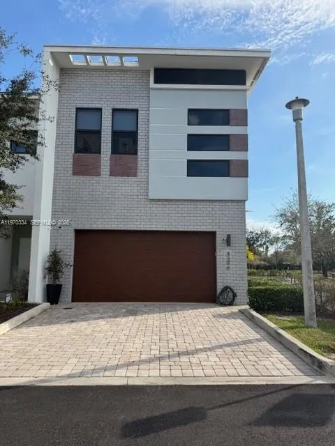 3 bedroom 2 bath for sale at 4396 NW 9th St, Plantation FL 33317