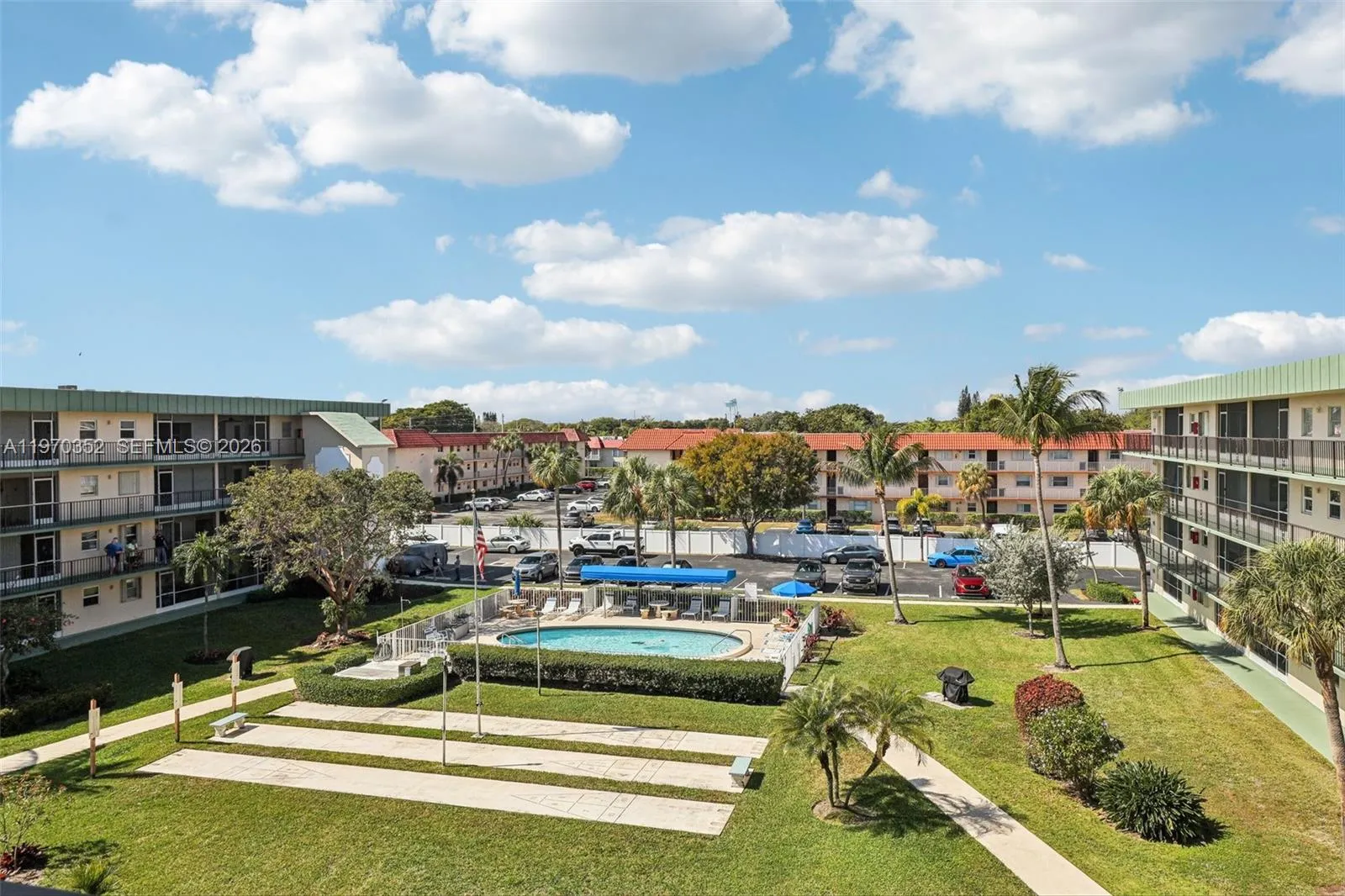 804 SE 7th St # 402, Deerfield Beach FL 33441