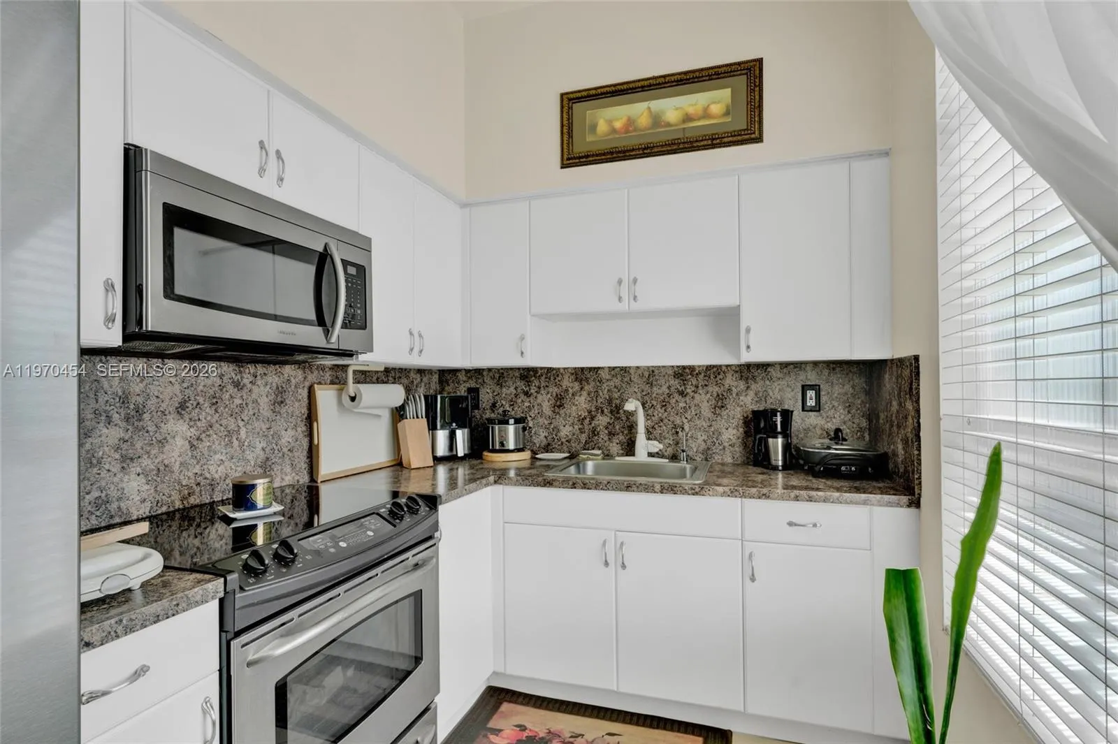 7400 W 20th Ave # 402, Hialeah FL 33016