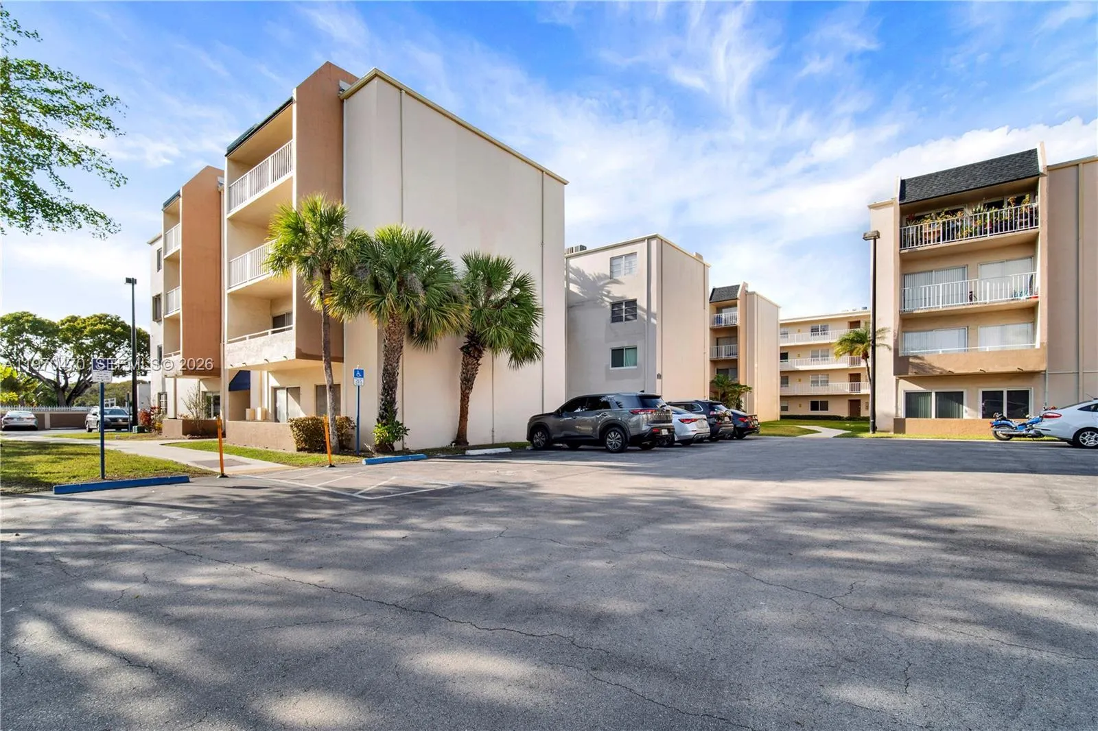 7747 SW 86th St # 403, Miami FL 33143