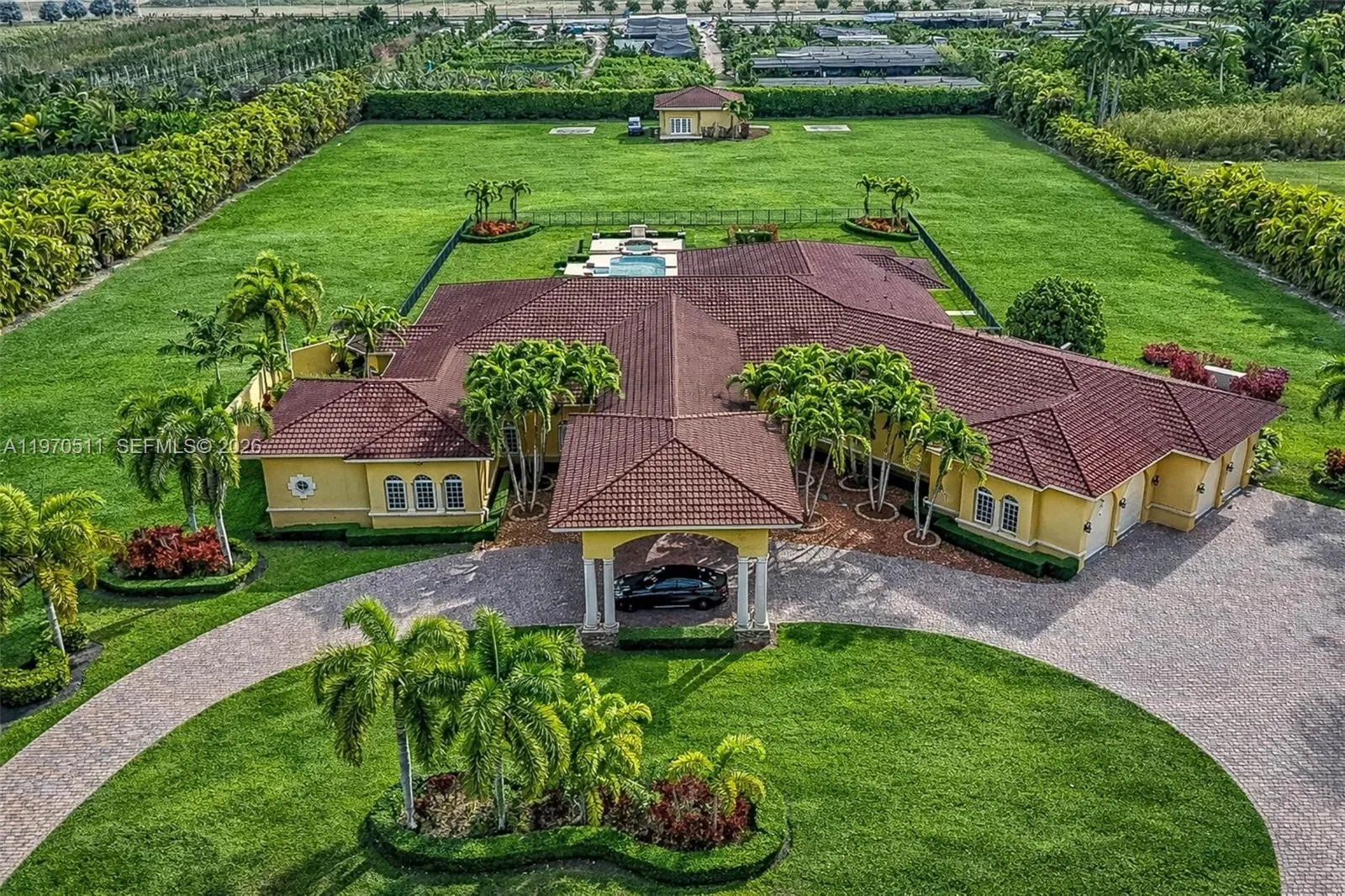 6 bedroom 7 bath for sale at 14901 SW 179 Av, Miami FL 33196