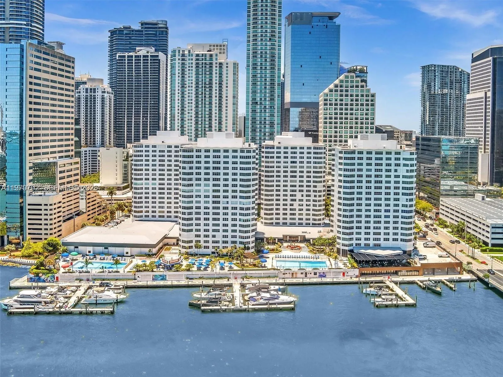 999 Brickell Bay Dr # 303, Miami FL 33131
