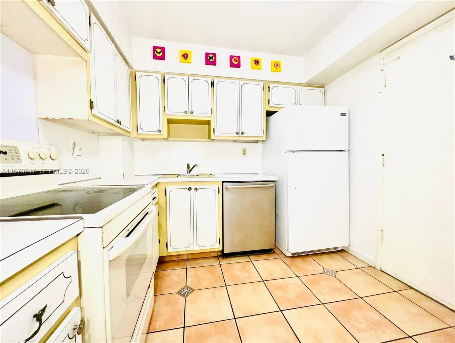 1658 Bay Rd # 203, Miami Beach FL 33139