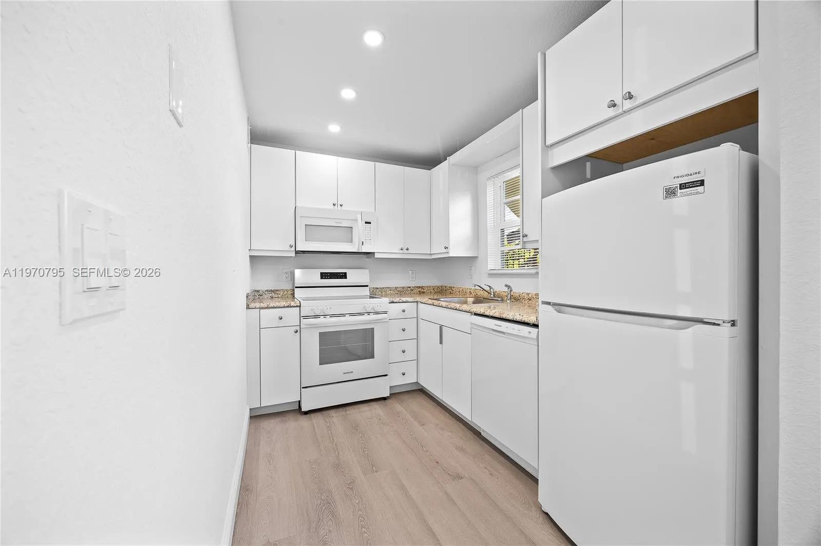 4990 E Sabal Palm Blvd # 202, Tamarac FL 33319