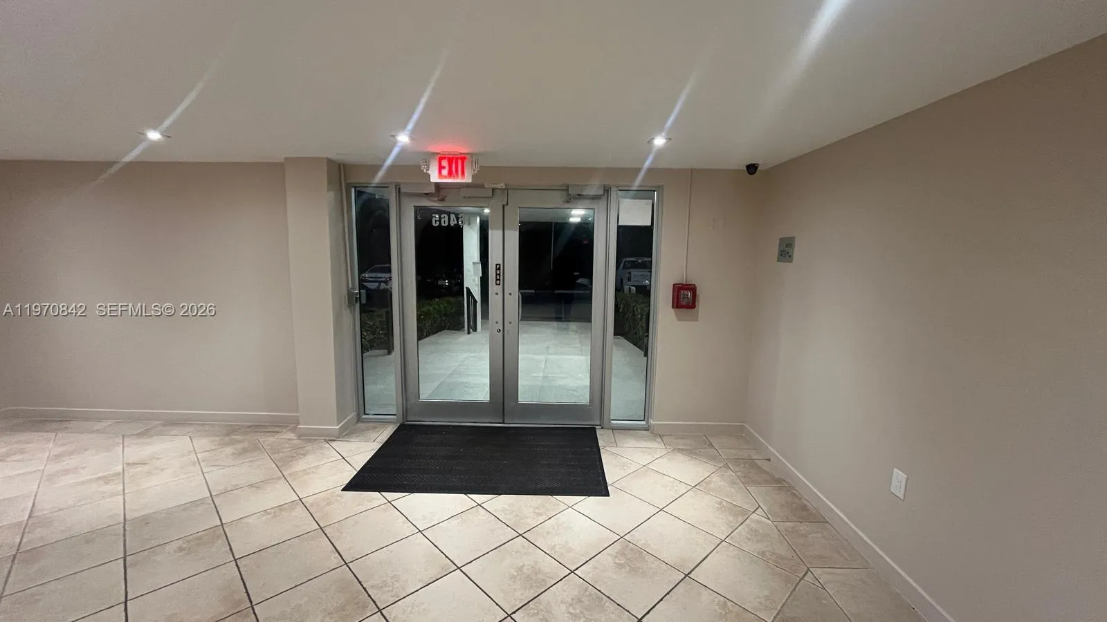 16465 NE 22nd Ave # 609, North Miami Beach FL 33160