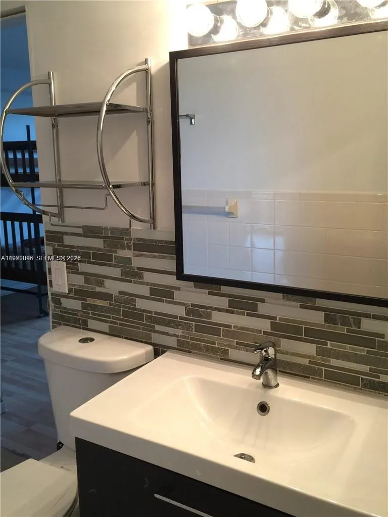 11750 SW 18 street # 1, Miami FL 33175