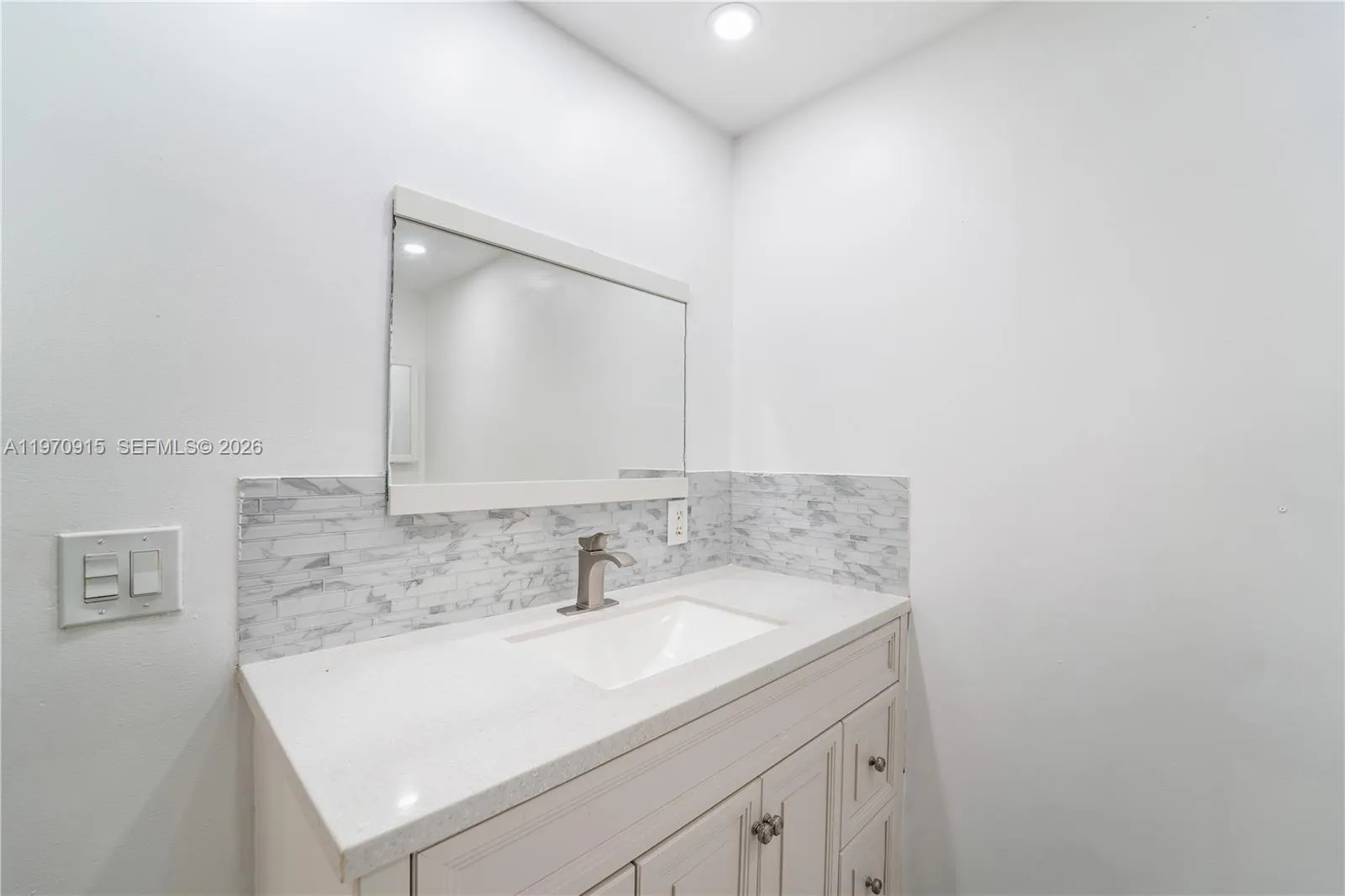 730 NW 214th Ave, Pembroke Pines FL 33029
