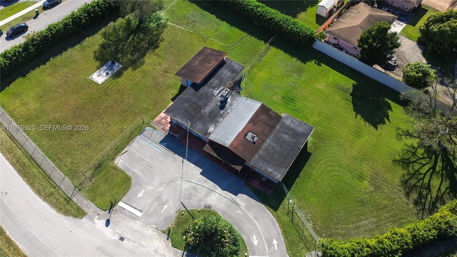 10450 NW 19th Ave, Miami FL 33147