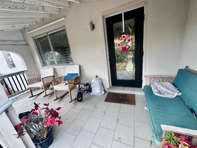 700 SW 44th Pl, Miami FL 33134