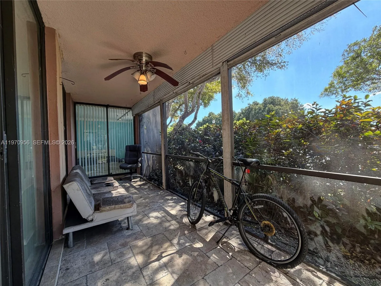 661 NE 195th St # 104, Miami FL 33179