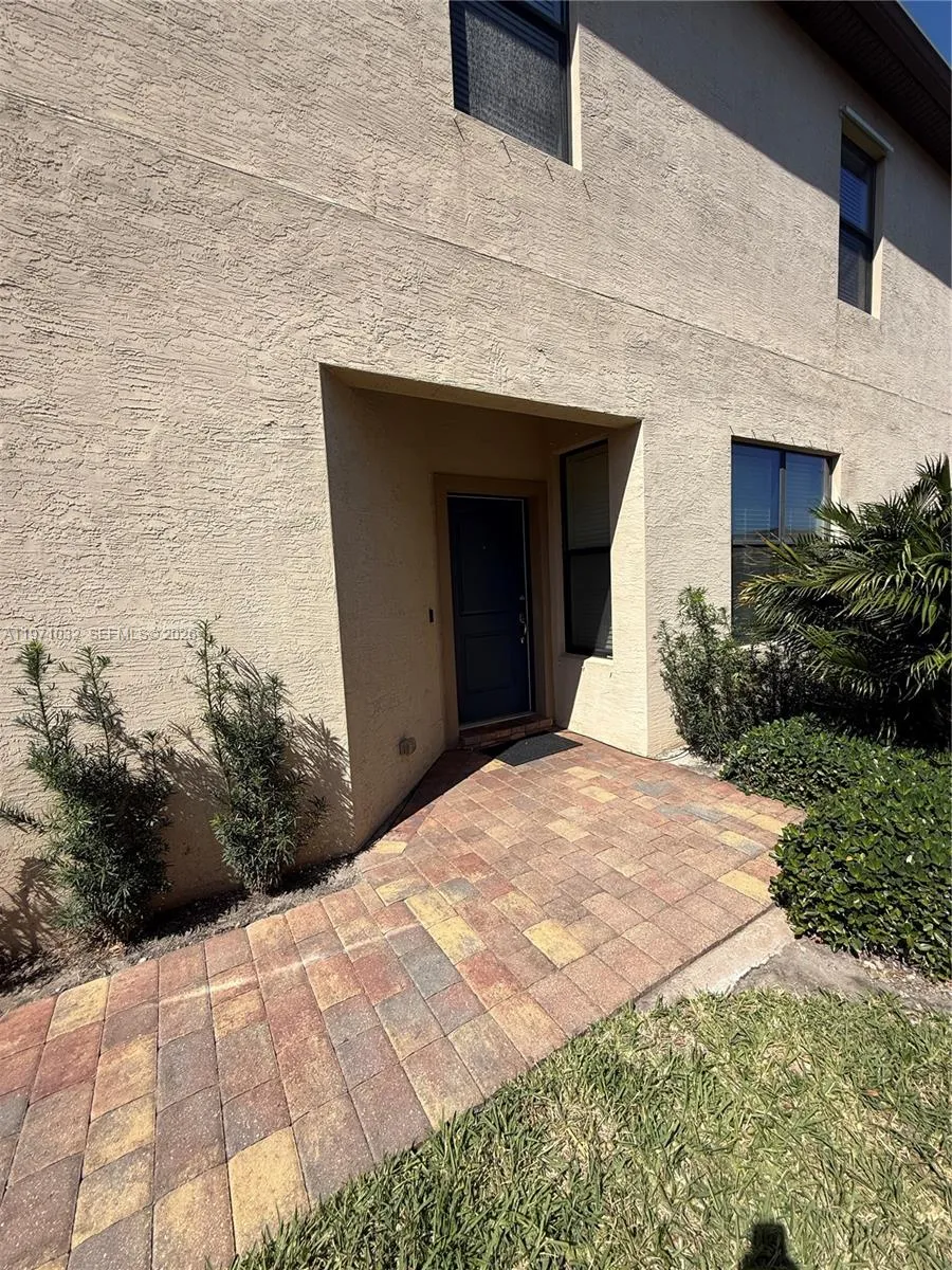 2857 Bard St, Palm Springs FL 33406