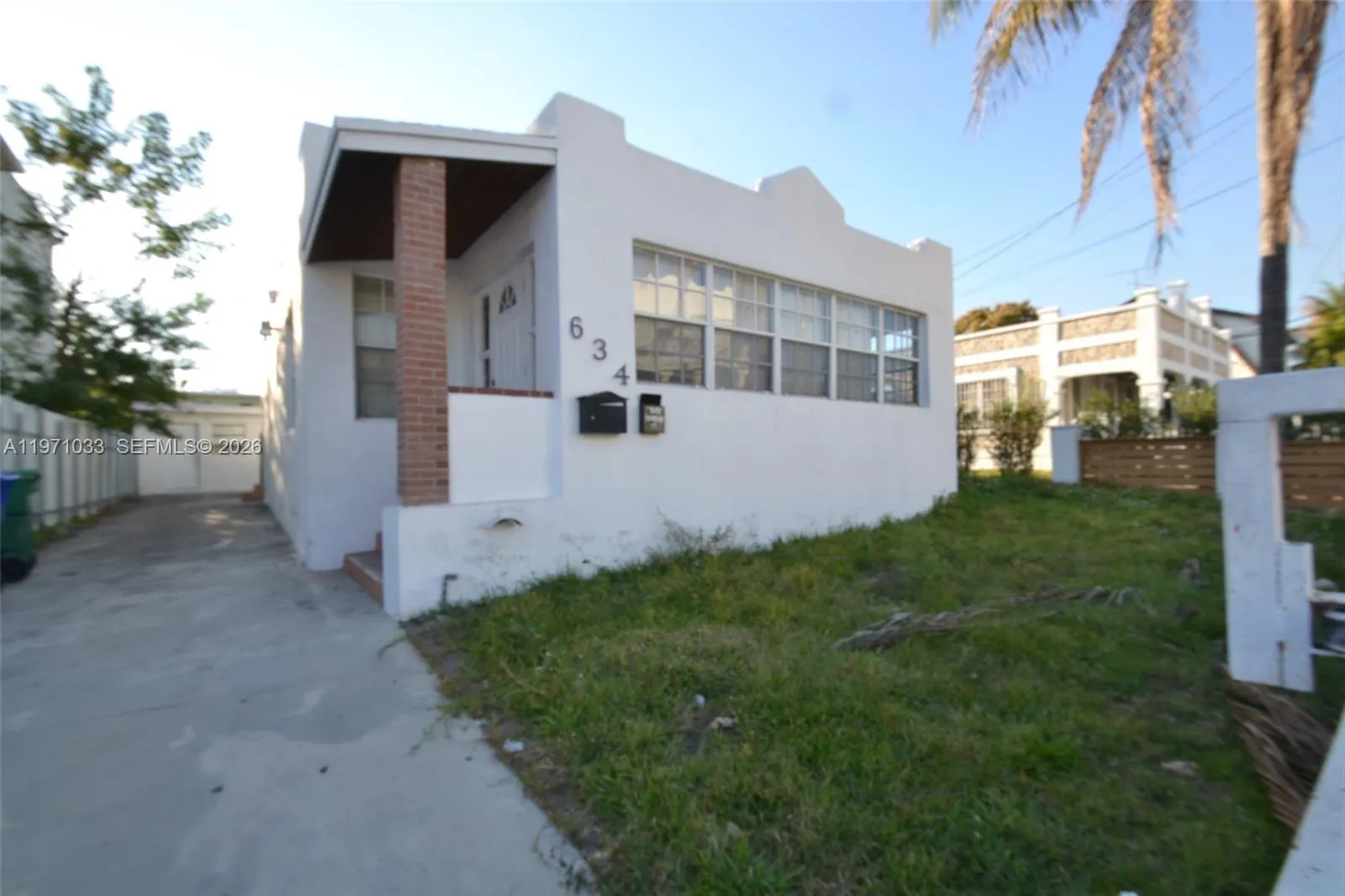 2 bedroom 1 bath for sale at 634 SW 10th Ave, Miami FL 33130
