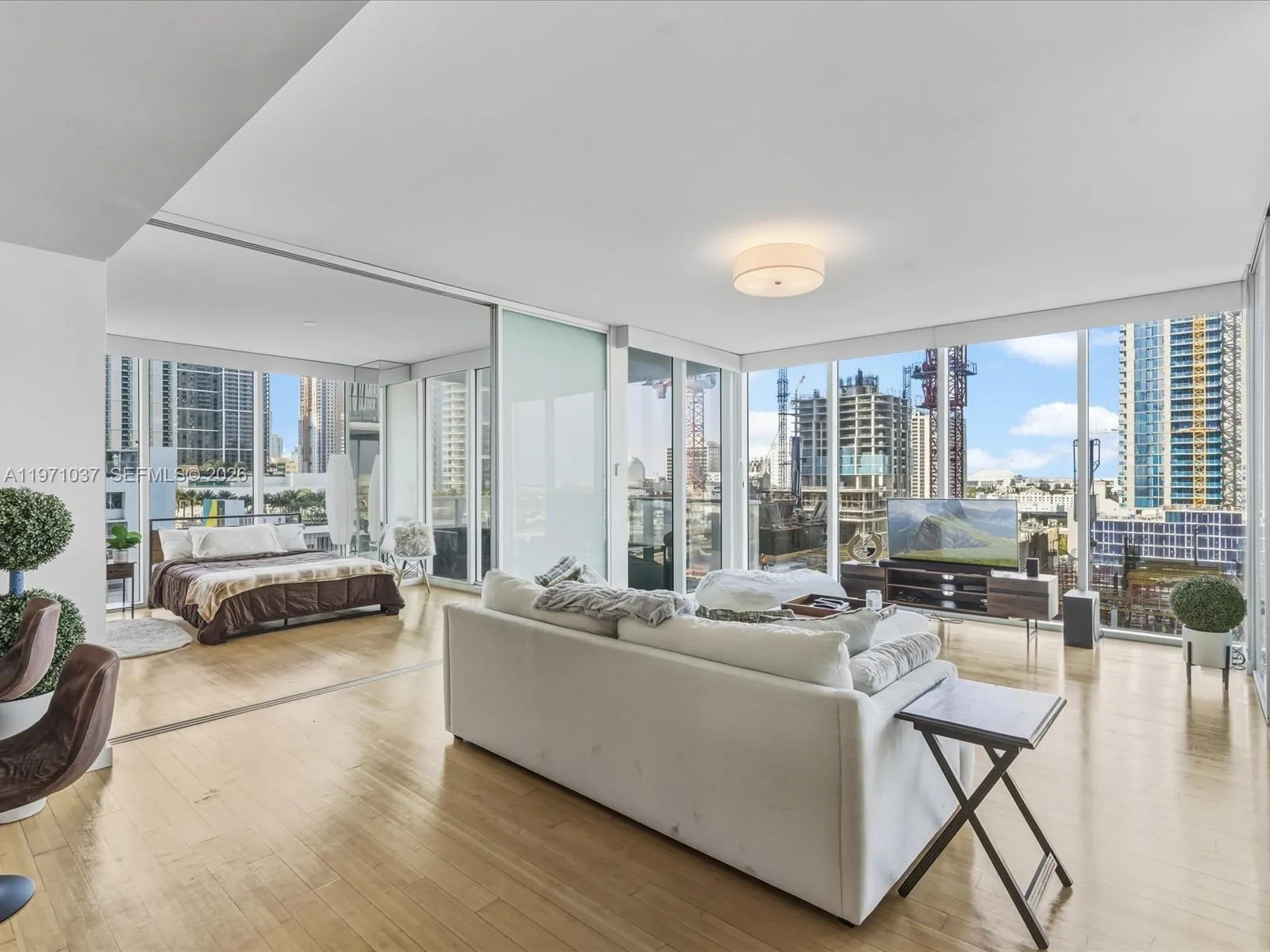 1040 Biscayne Blvd # 1107, Miami FL 33132