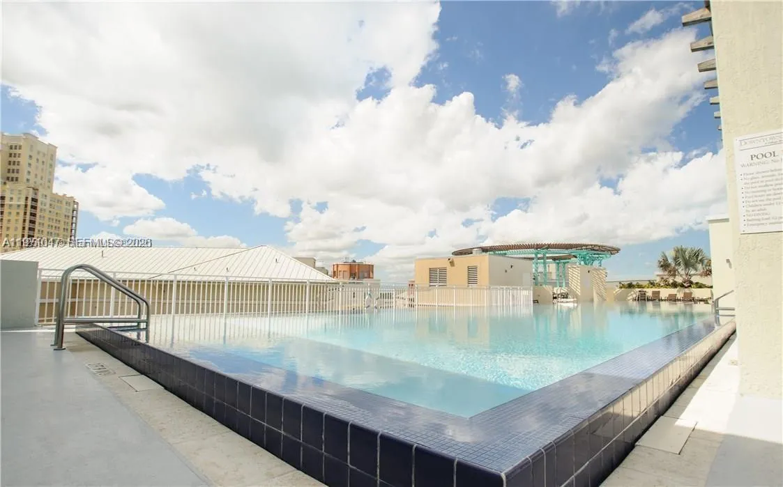 7275 SW 90th St # C312, Miami FL 33156