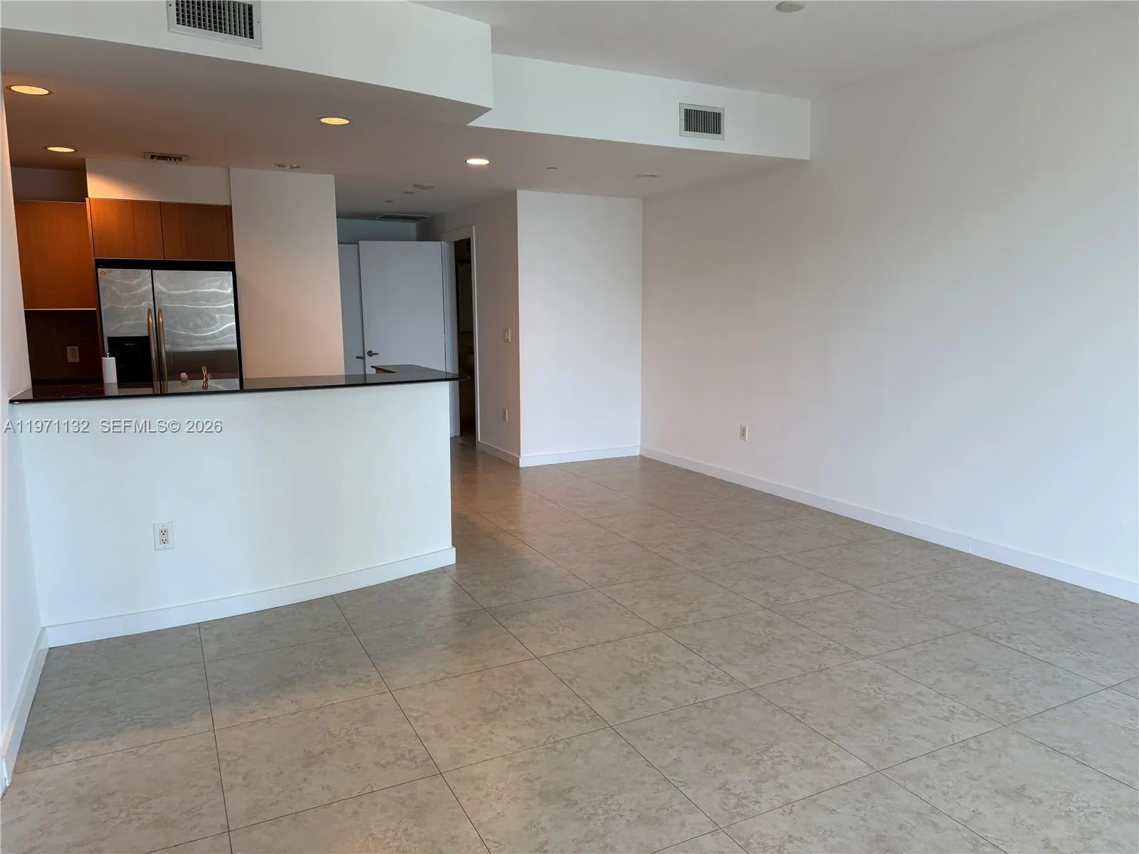 1 bedroom 1 bath for sale at 1060 Brickell Ave # 3105, Miami FL 33131
