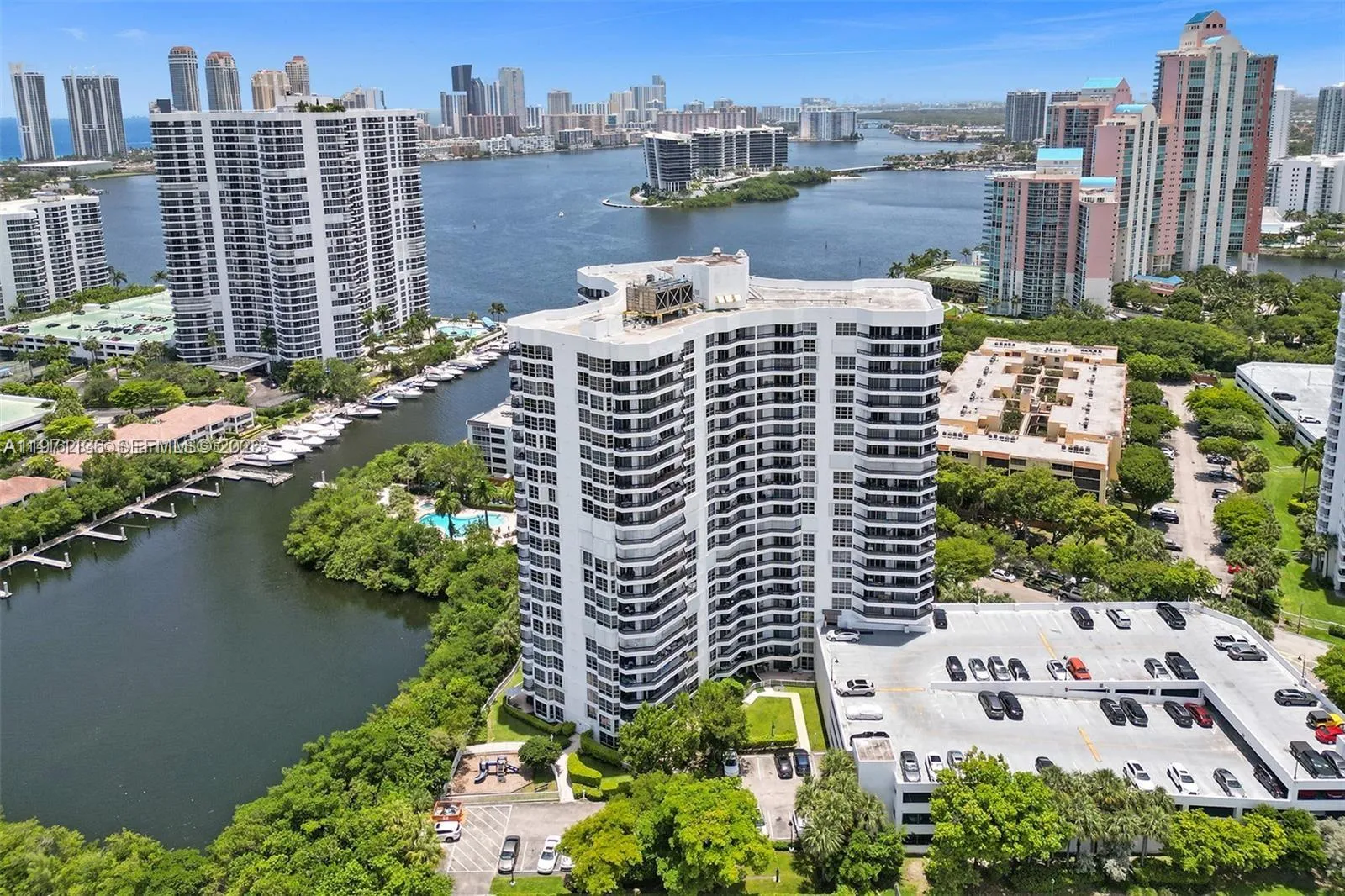 3400 NE 192nd St # 1607, Aventura FL 33180