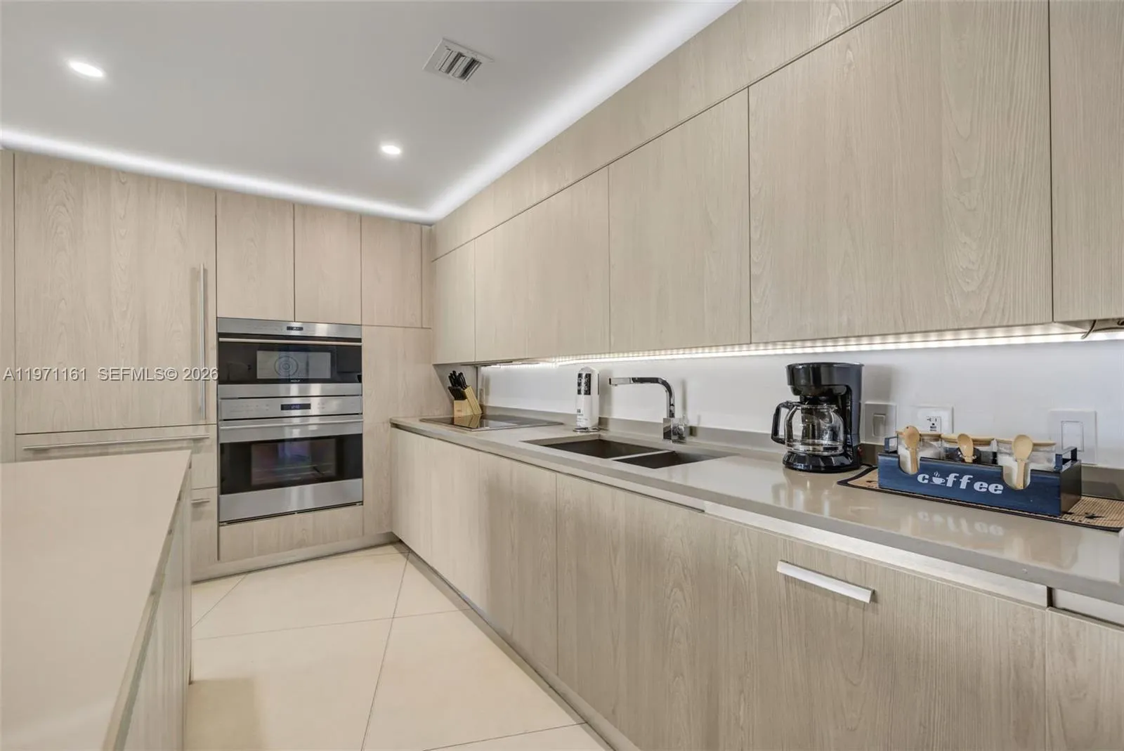 4111 S Ocean Dr # 3706, Hollywood FL 33019