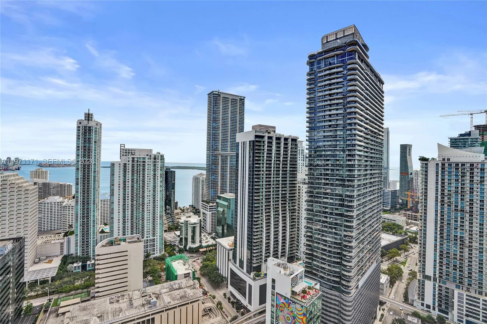 45 SW 9th St # 4004, Miami FL 33130