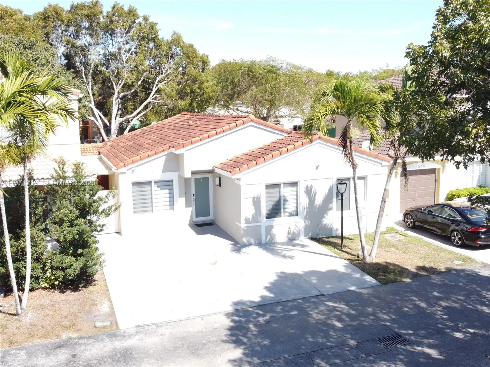 3 bedroom 2 bath for sale at 16515 SW 97th St, Miami FL 33196