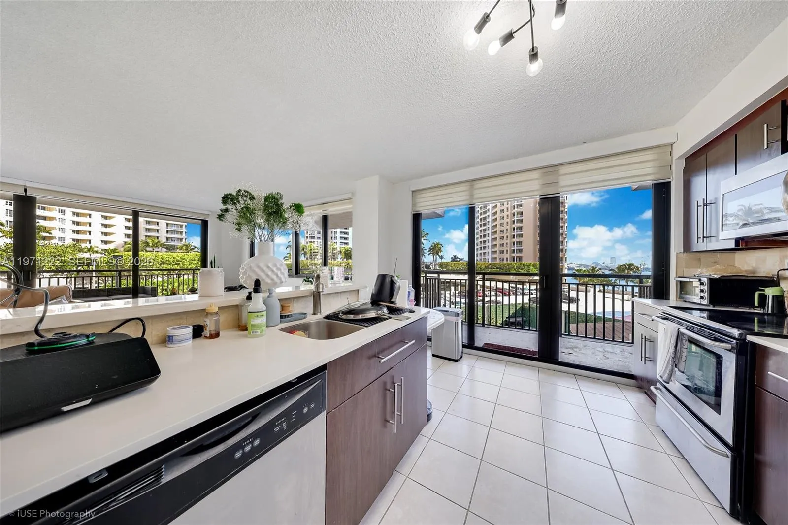 540 Brickell Key Dr # 608, Miami FL 33131