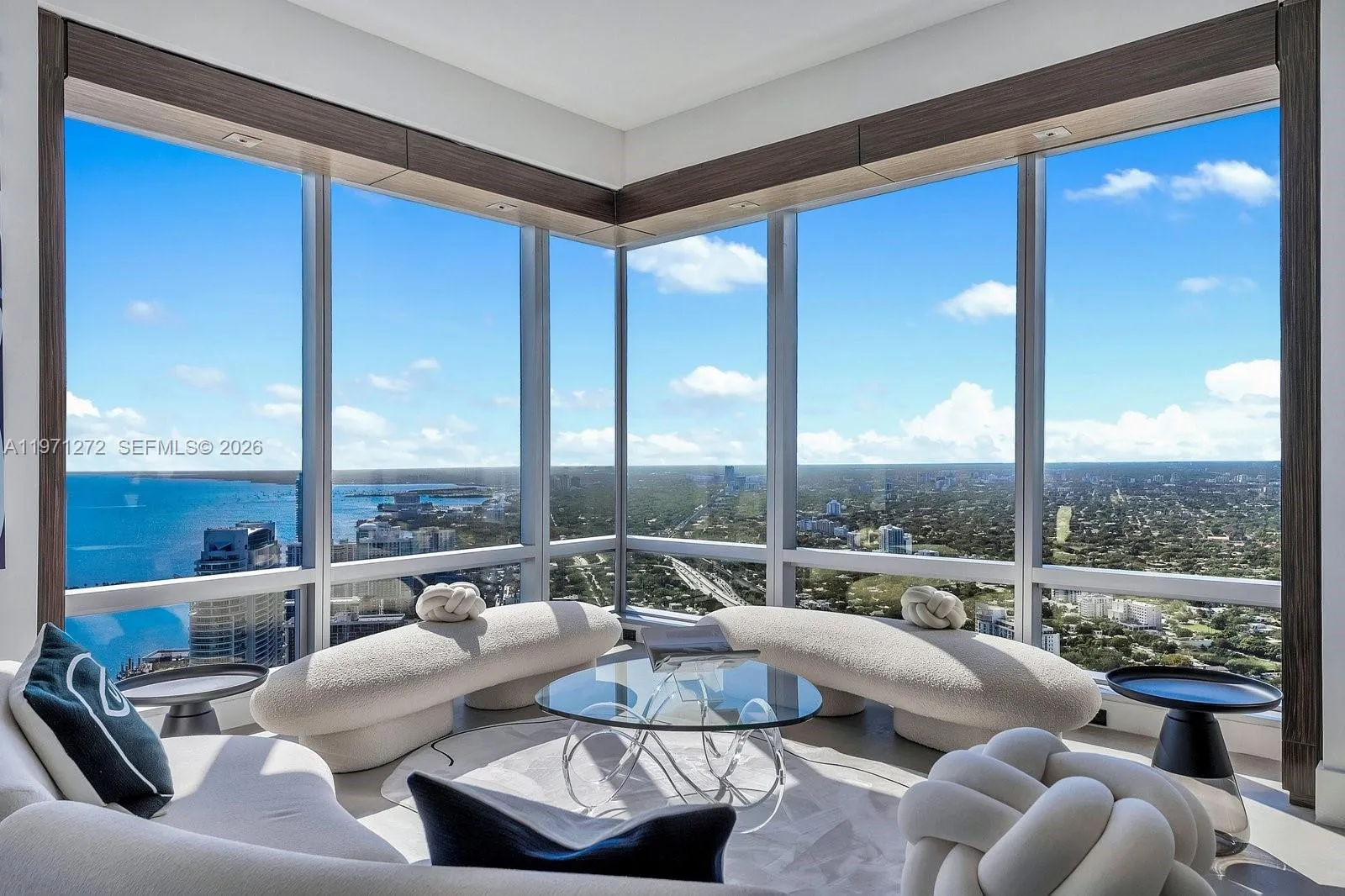 3 bedroom 5 bath for sale at 1425 Brickell Ave, Miami FL 33131