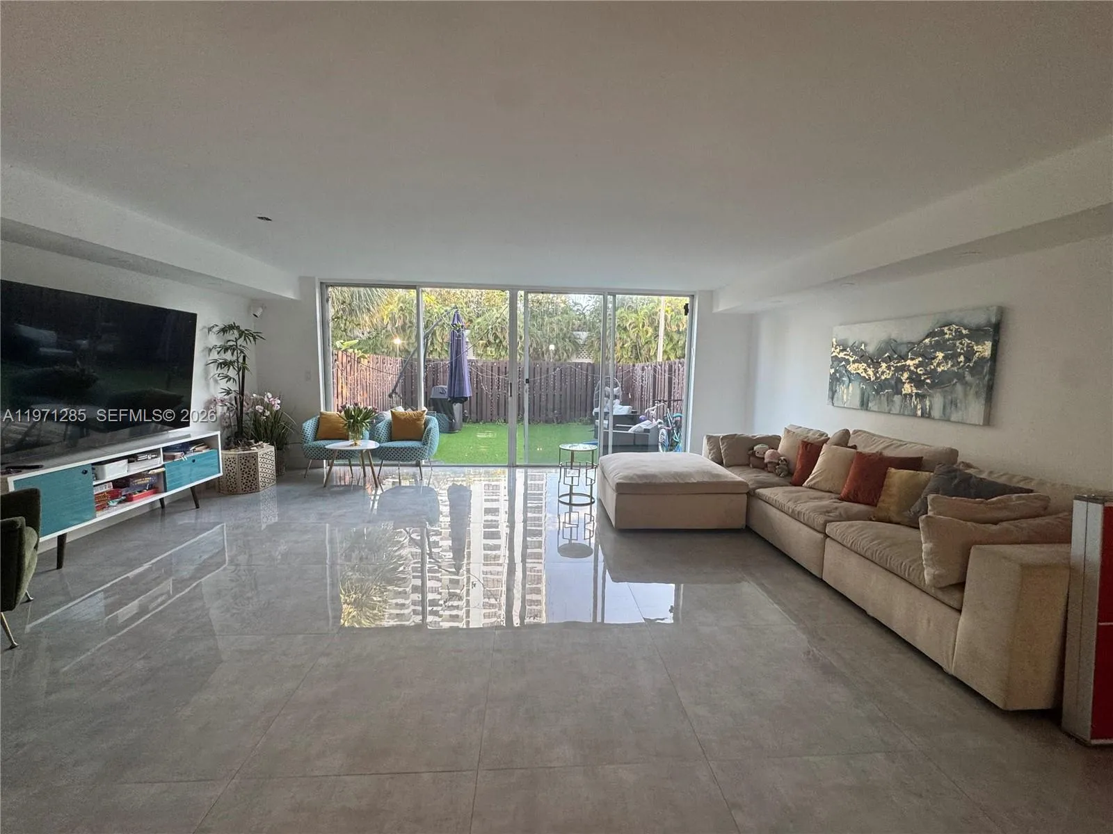 2308 NE 7th St # 29, Hallandale Beach FL 33009