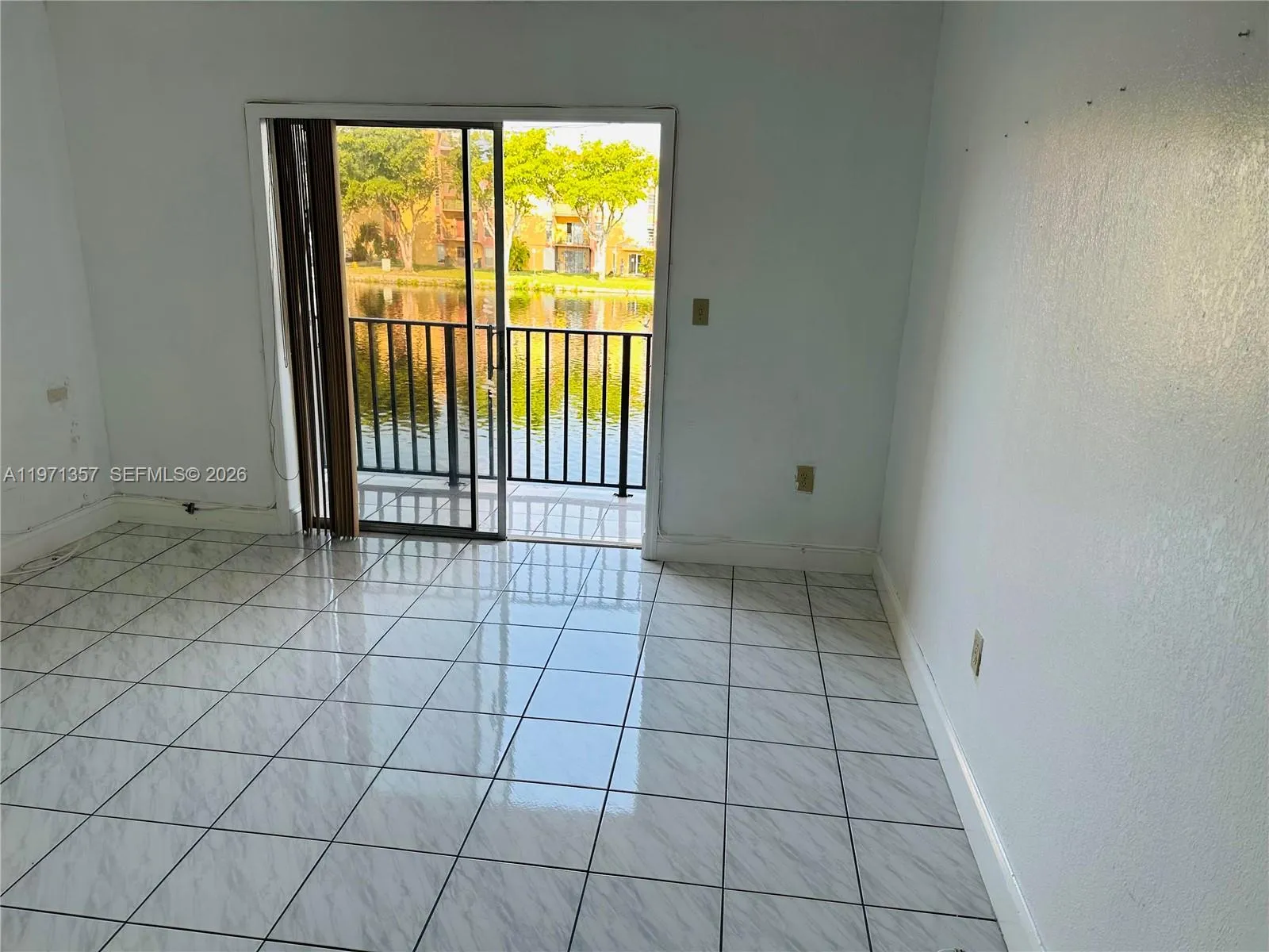 4705 NW 7th St # 7, Miami FL 33126