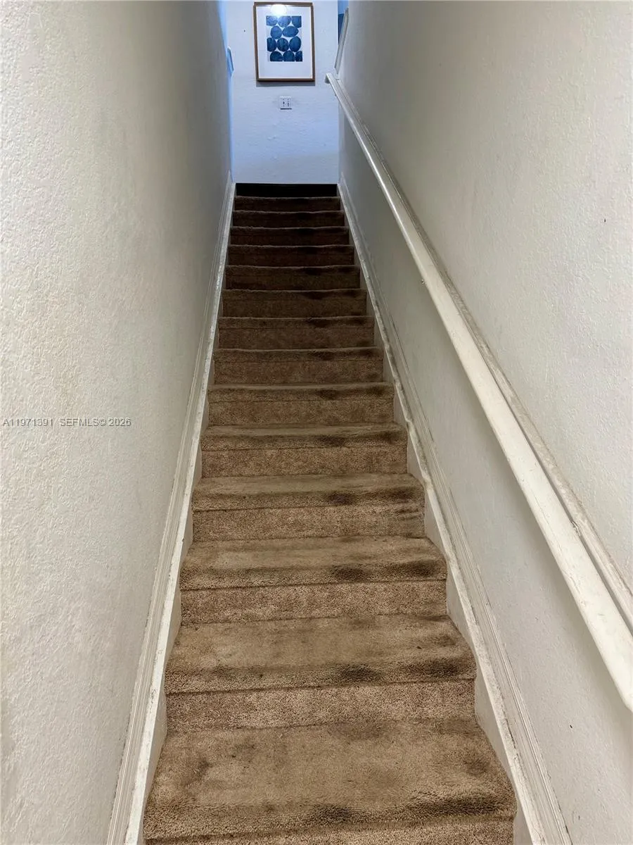 2517 Centergate Dr # 203, Miramar FL 33025