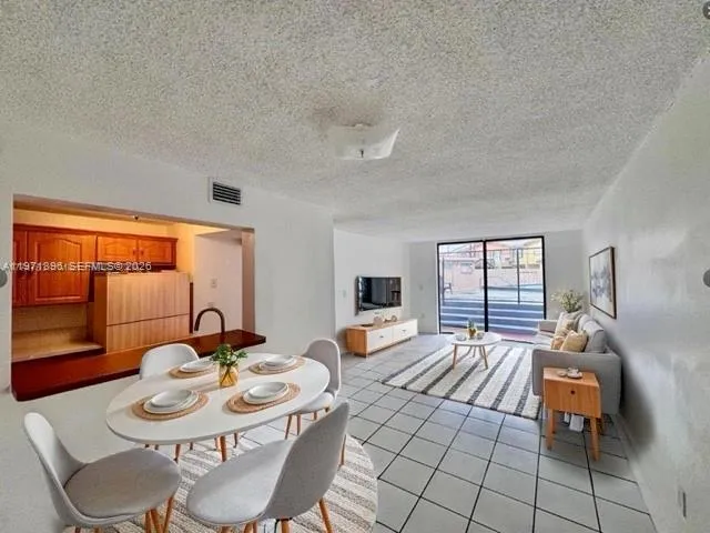 2 bedroom 2 bath for sale at 9678 Fontainebleau Blvd # 111, Miami FL 33172