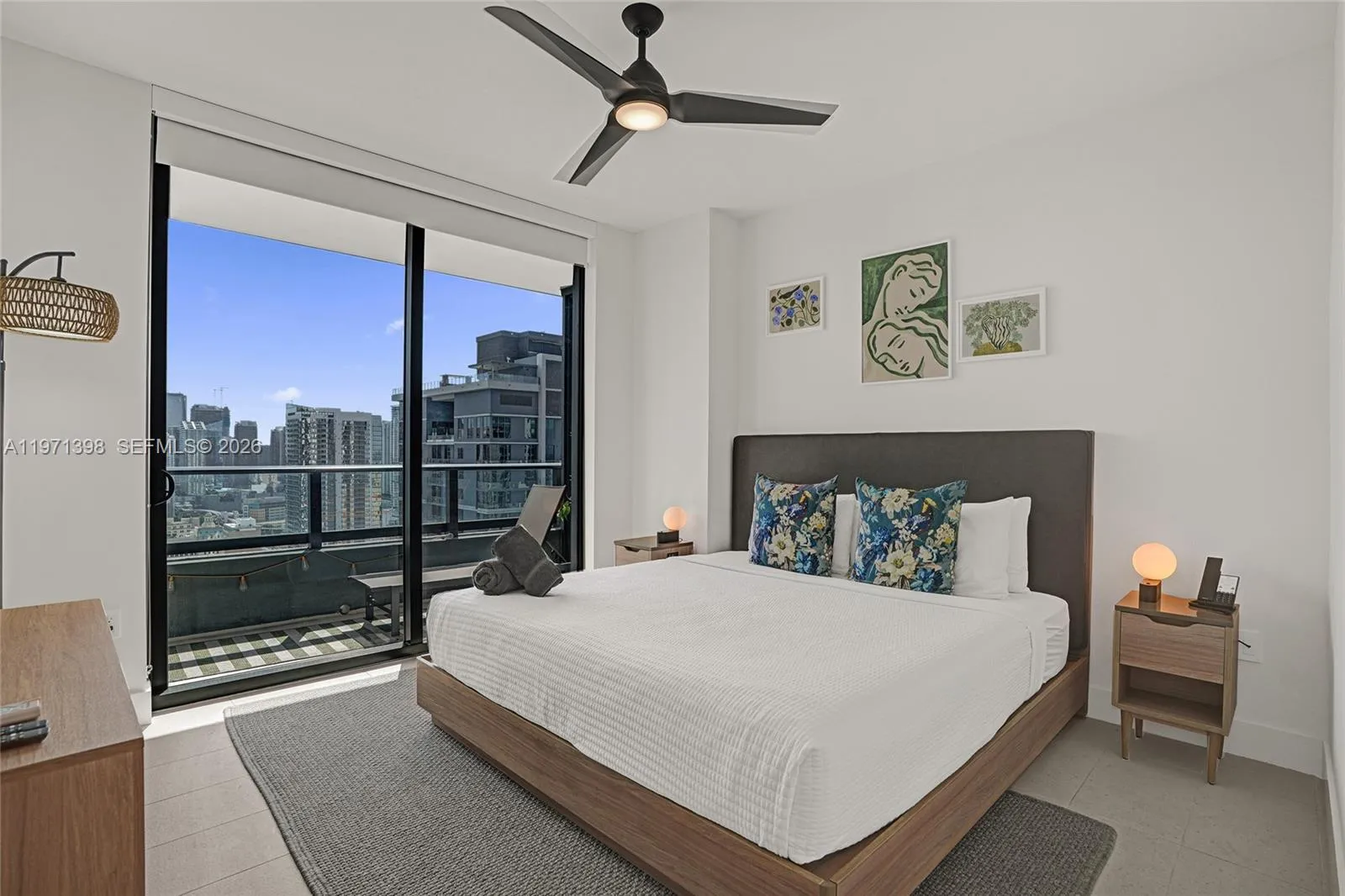 159 NE 6th St # 3214, Miami FL 33132