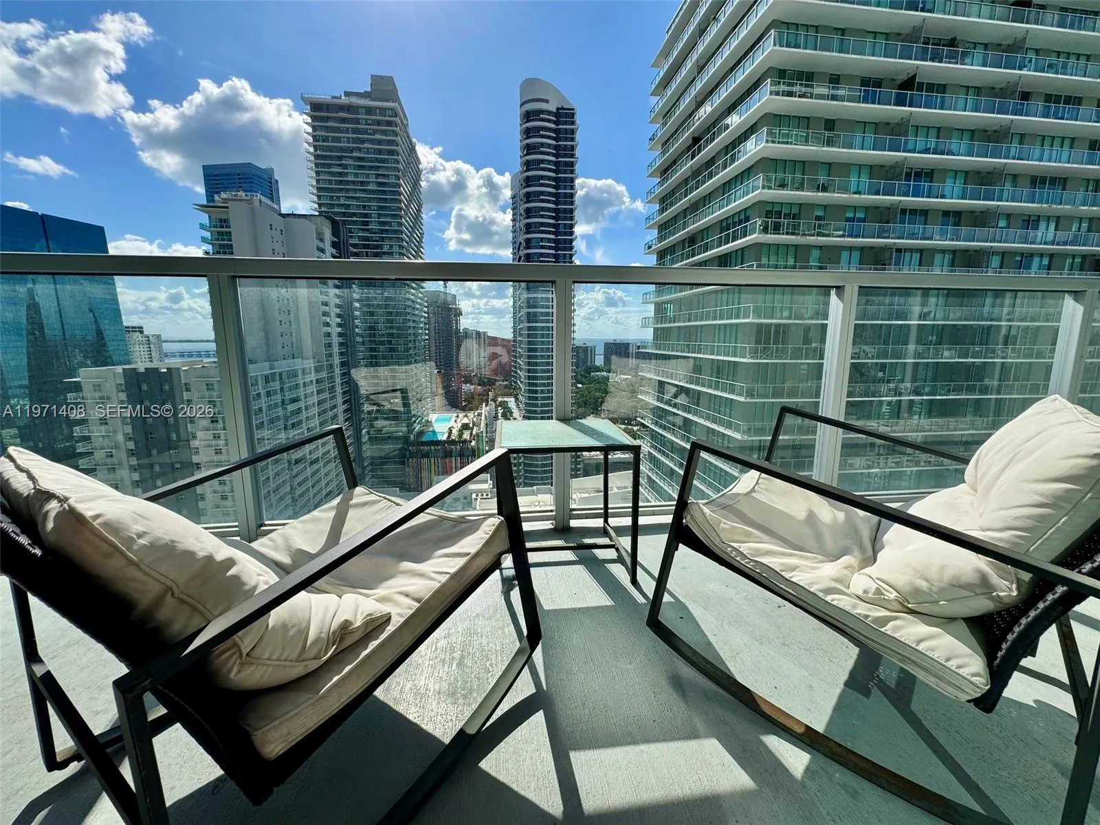 1111 SW 1st Ave # 3018, Miami FL 33130